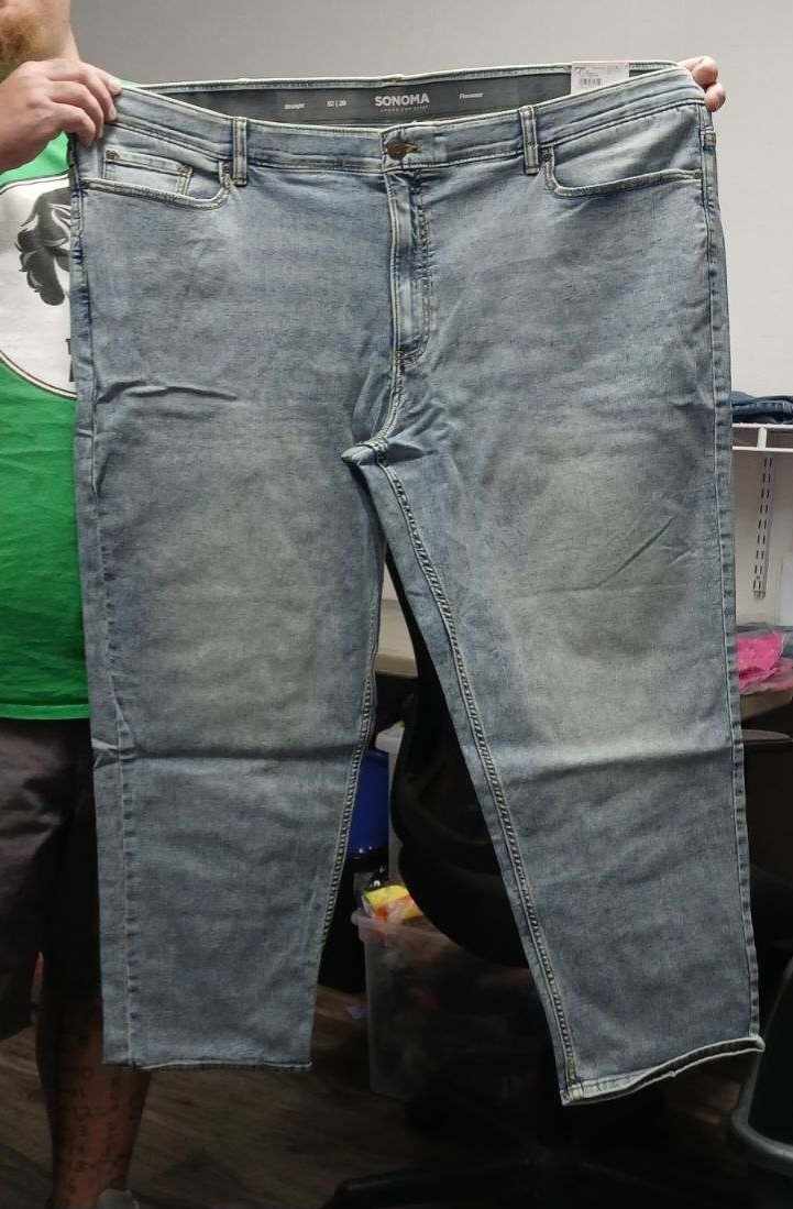 Mens Blue Jeans Jean Size 52/29