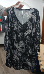 Black Gray Grey Swirl Shirt Top