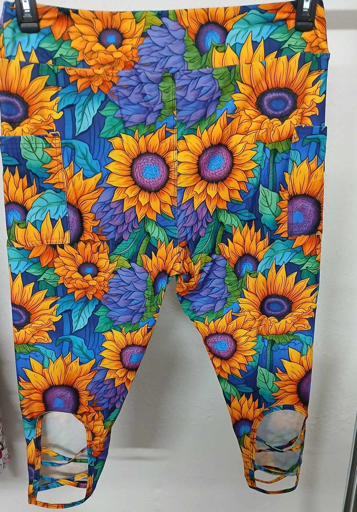 Electric Purple Sunflower Criss Cross Back Capri Capris